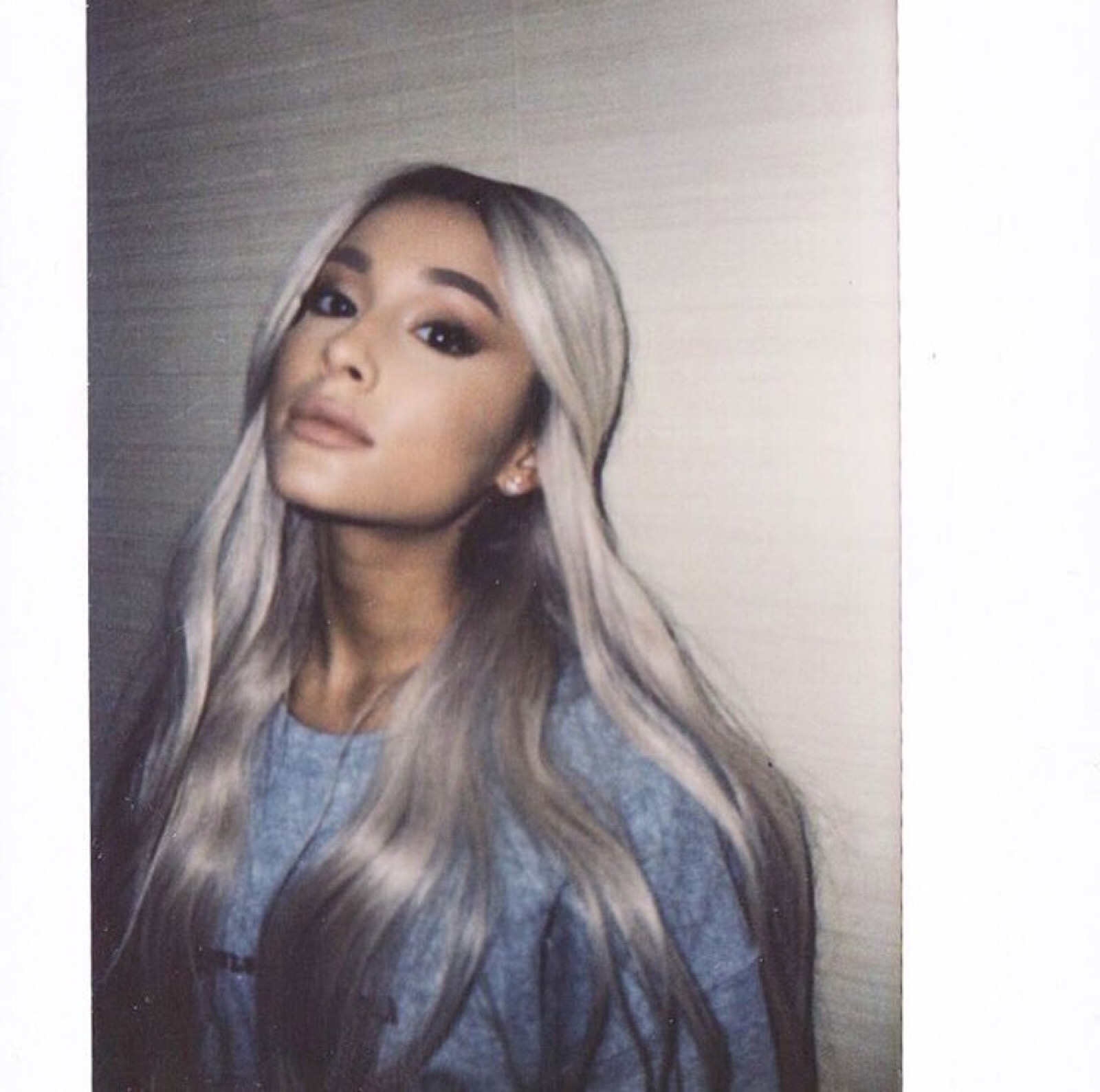 ariana grande ins