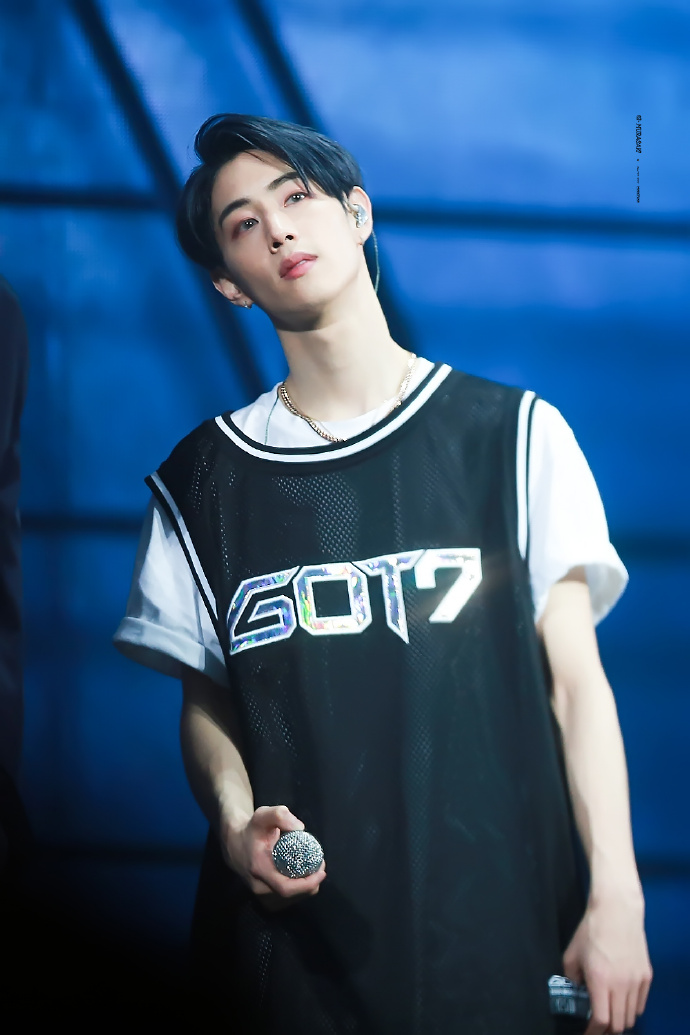 段宜恩#mark[hq 180504-6 eyes on you in