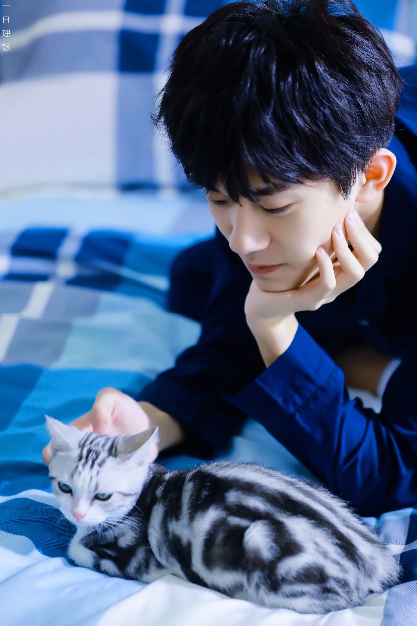 易烊千玺#tfboys 天猫理想生活代言人 高清 帅气