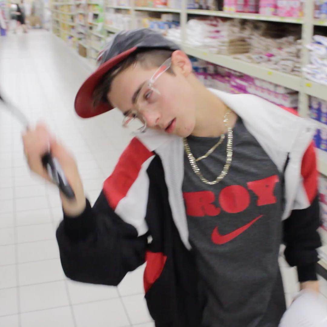 《烈火战车2极速传说》