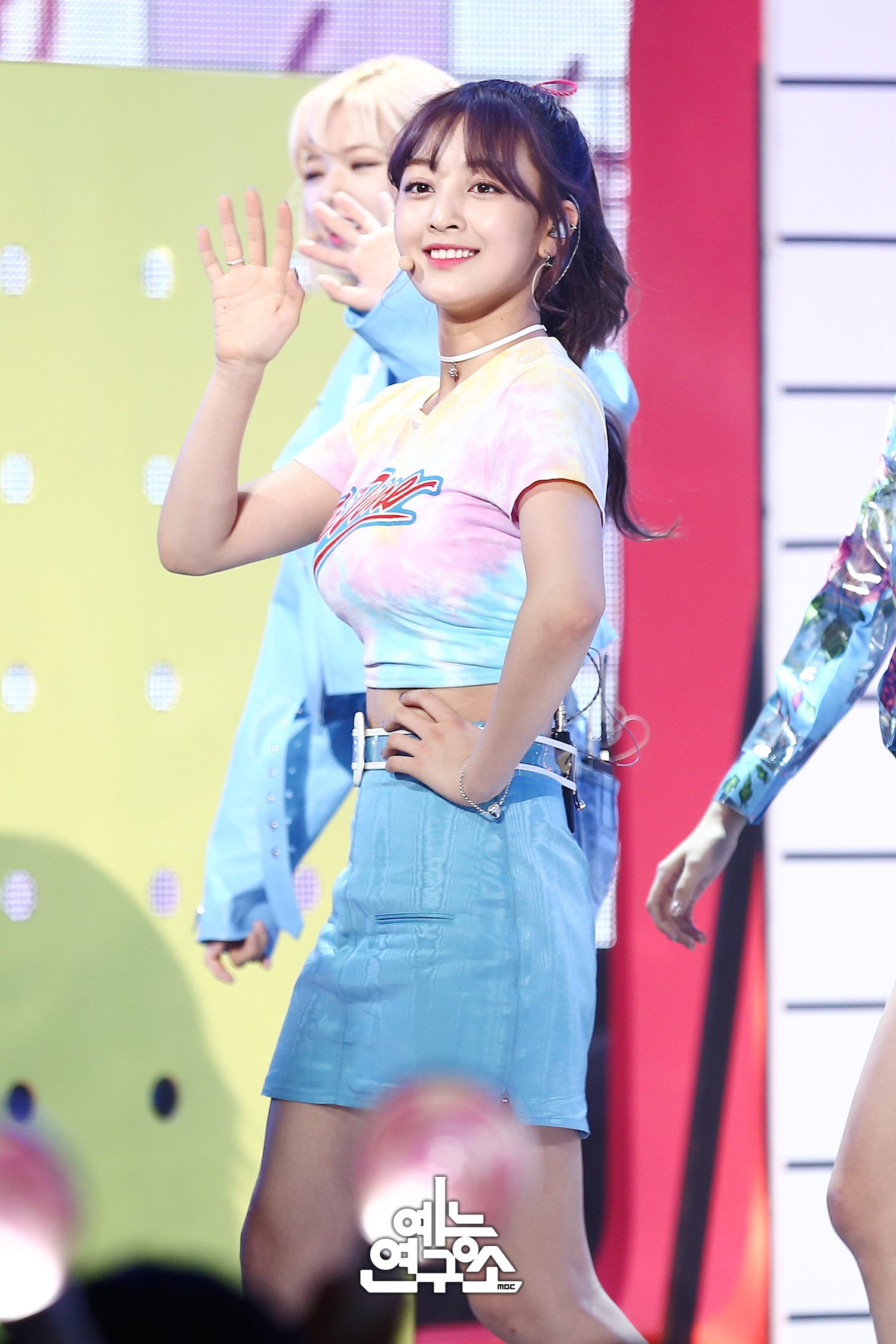 朴志效 jihyo twice成员