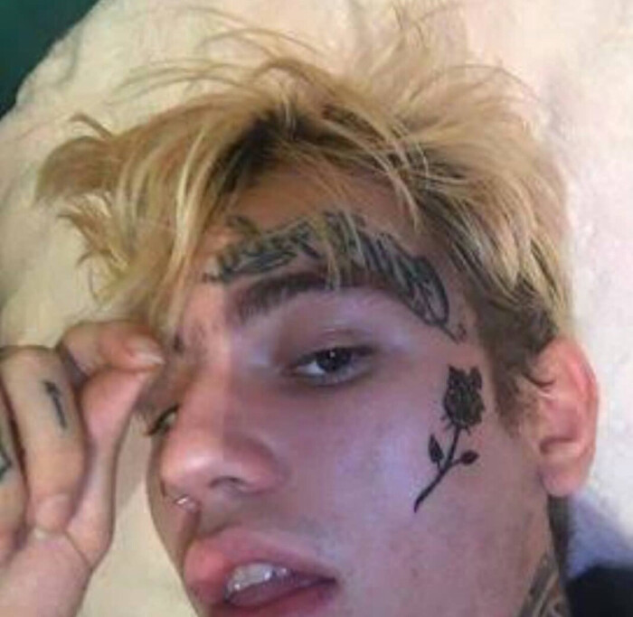 亲爱的梨皮 lil peep