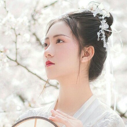 不问曲终人聚散古风头像 自截 真人古风头像 女头 小清新 古代 汉服