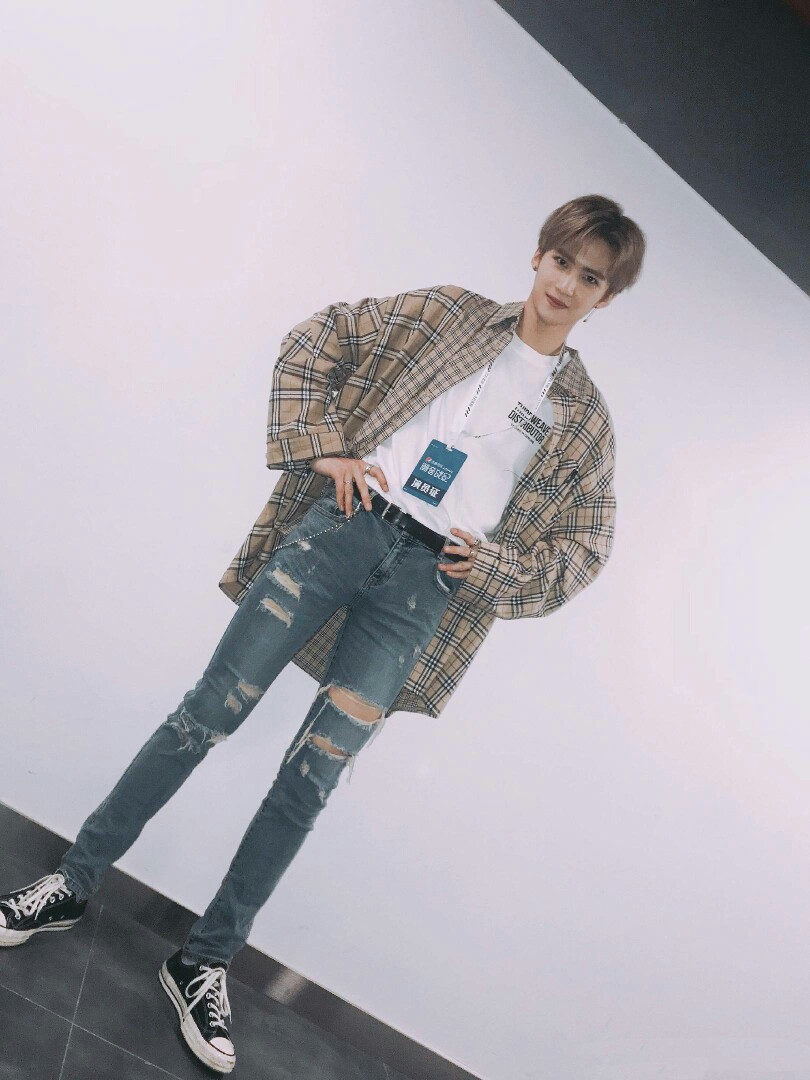 pentagon 闫桉(yanan)