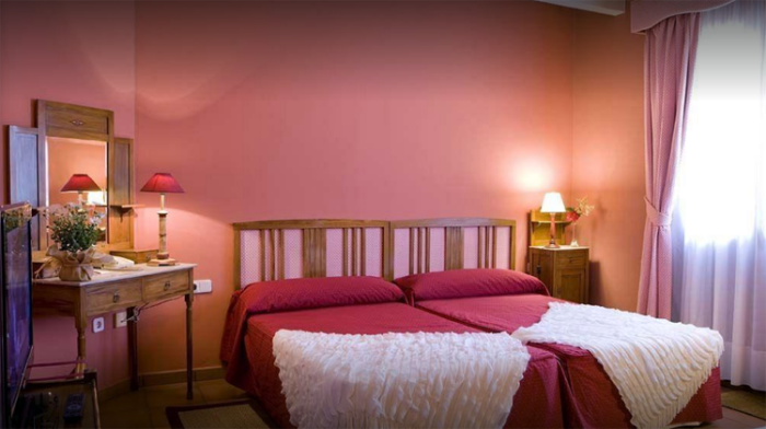 鲜艳的巴利阿里色彩主题房间-西班牙特色住宿