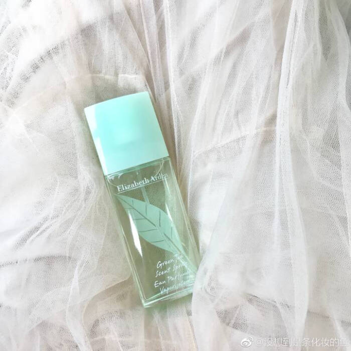 雅顿绿茶香水 真的超超超好闻 就绿茶的味道!