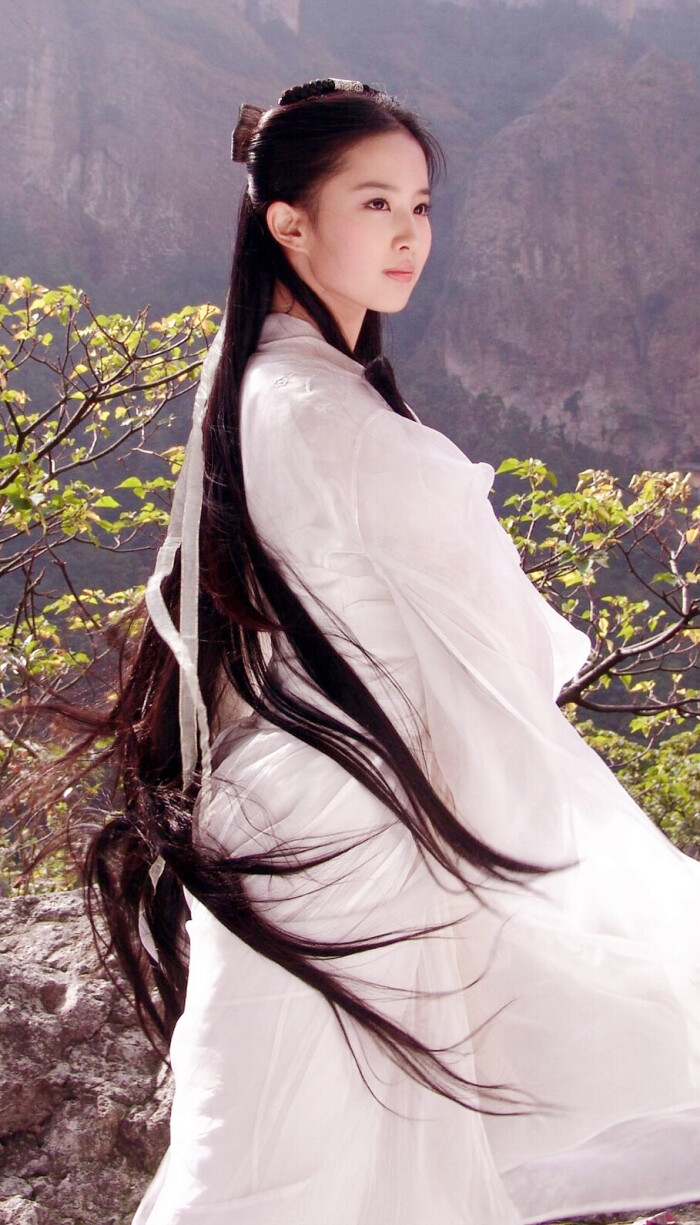 刘亦菲 小龙女 2006电视剧《神雕侠侣》现场花絮图