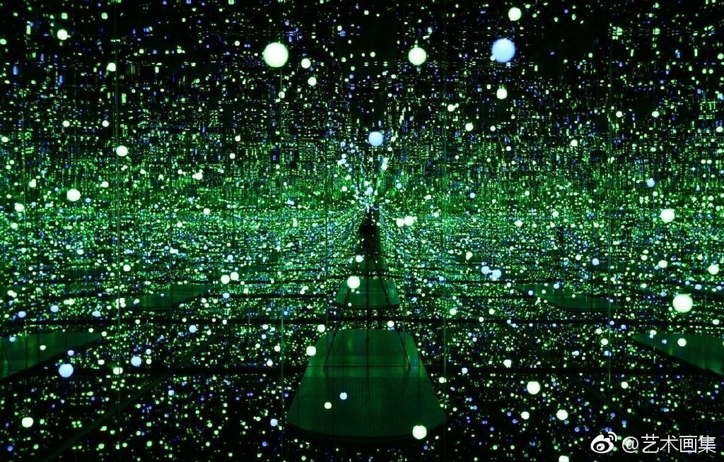 无限镜屋 infinity mirrored room 艺术家 草间弥生 yayoi kusama