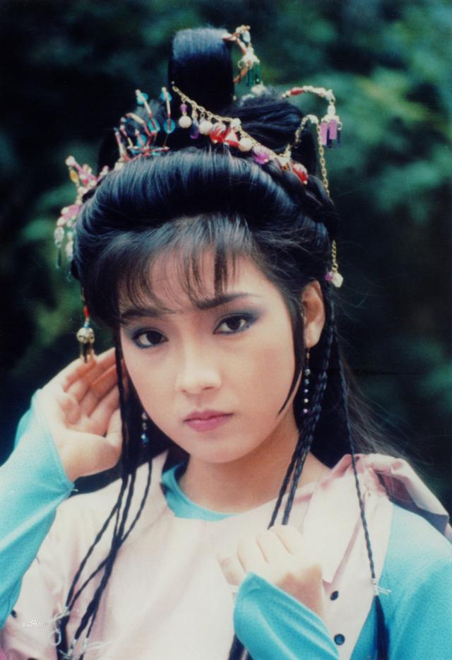 戚美珍 