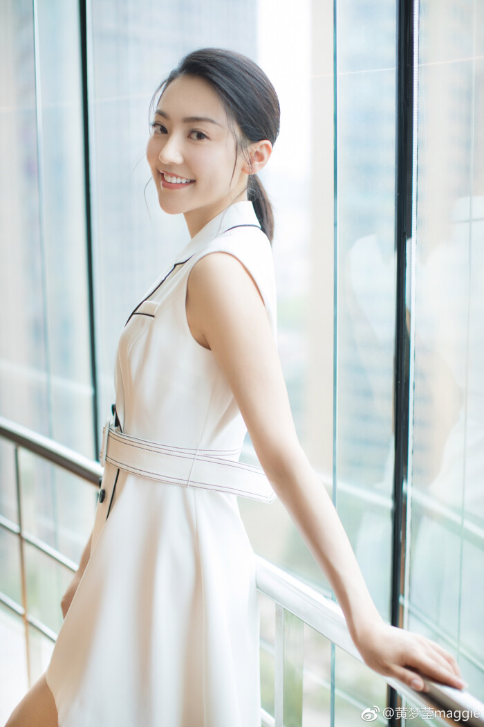 黄梦莹 