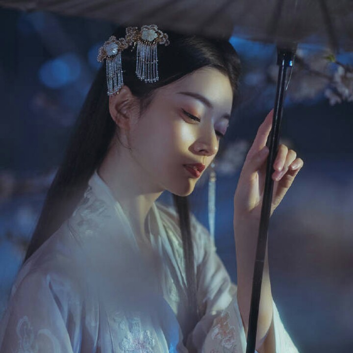古风真人 壁纸 女生头像 女头 小清新 虐心 唯美 高清 意境 古风 古风