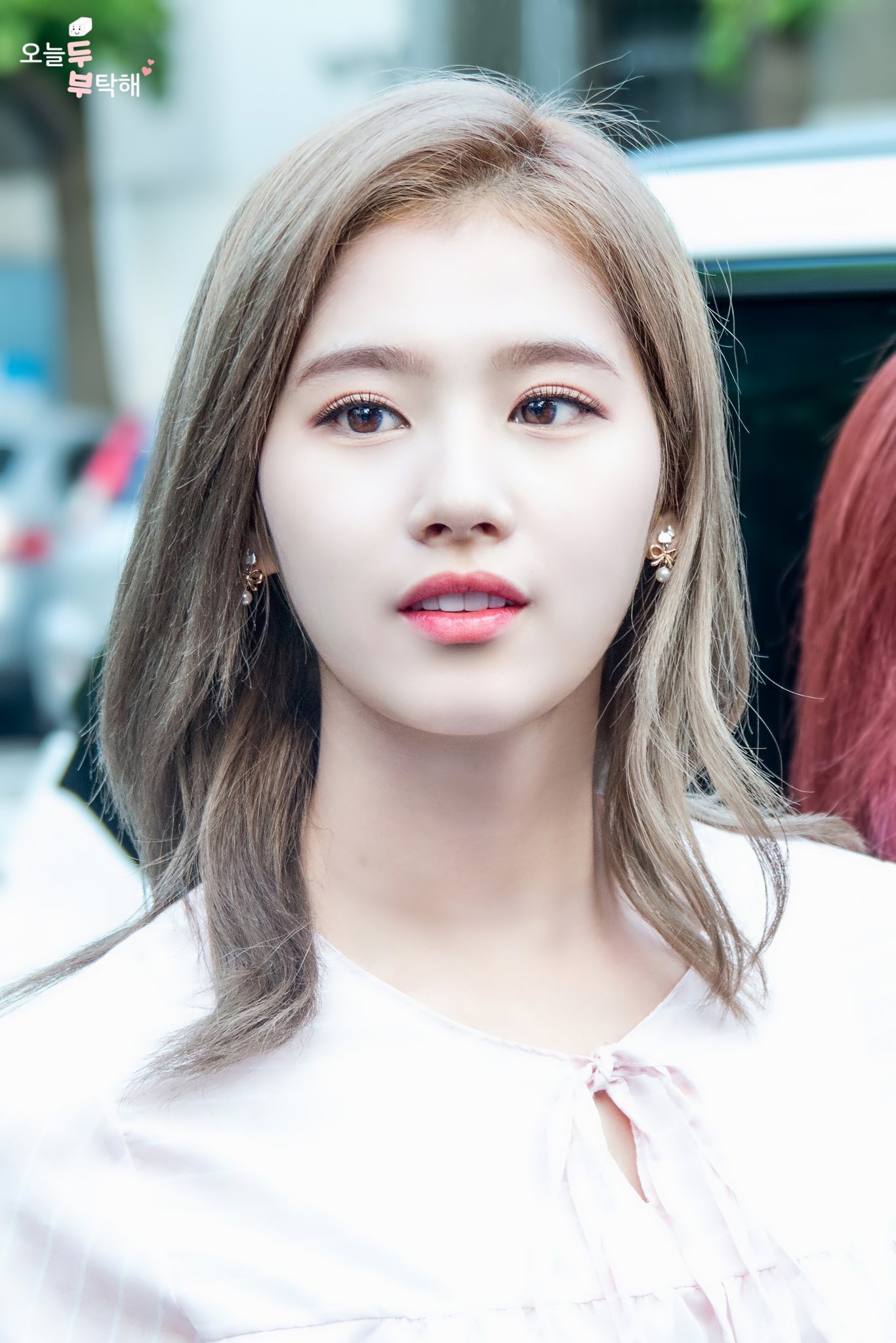 凑崎纱夏 sana