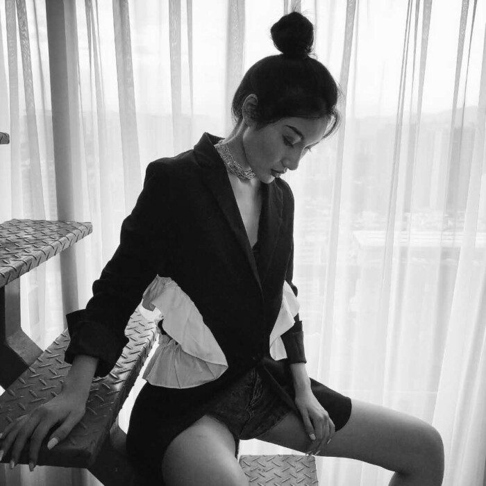 御姐性感女头