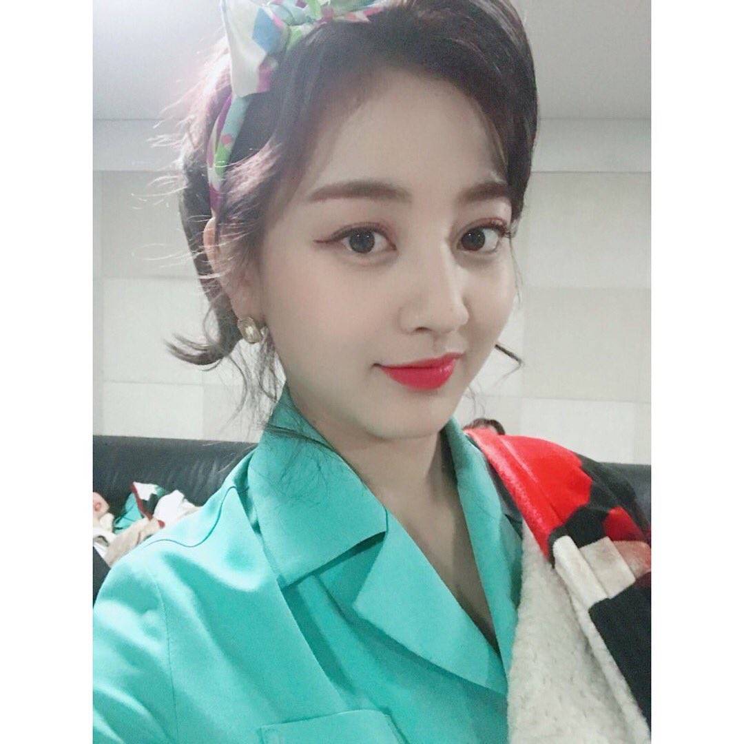 朴志效 jihyo twice成员