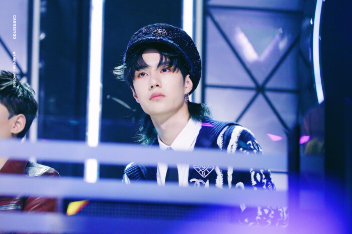 180623 创造101总决赛@uniq-王一博 cr:logo