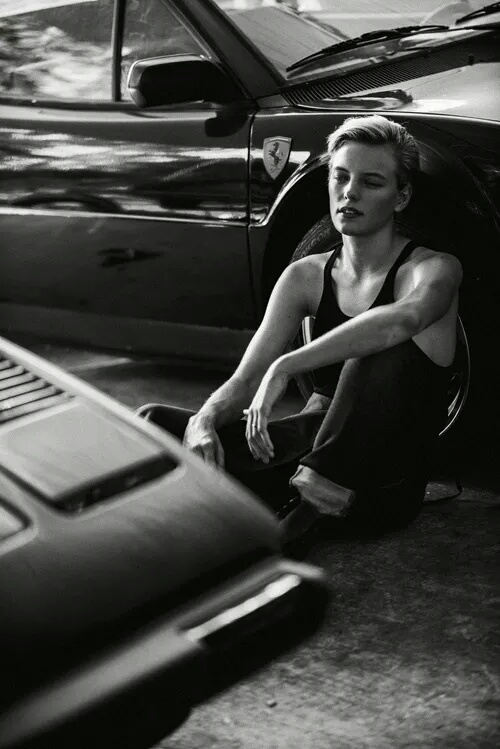 erika linder 瑞典模特她唇之下