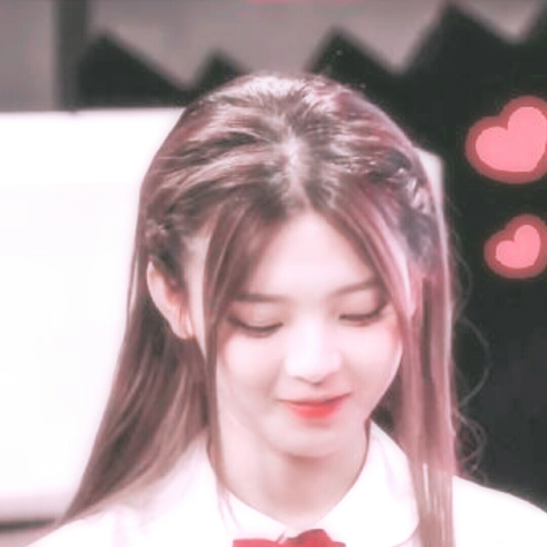 女爱豆 