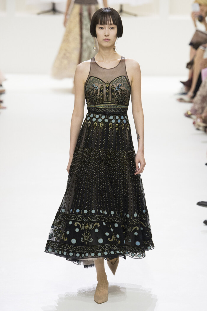 dior2018秋冬,dior2018秋冬秀场 christian dior(迪奥)2018巴黎秋冬高级定制系列