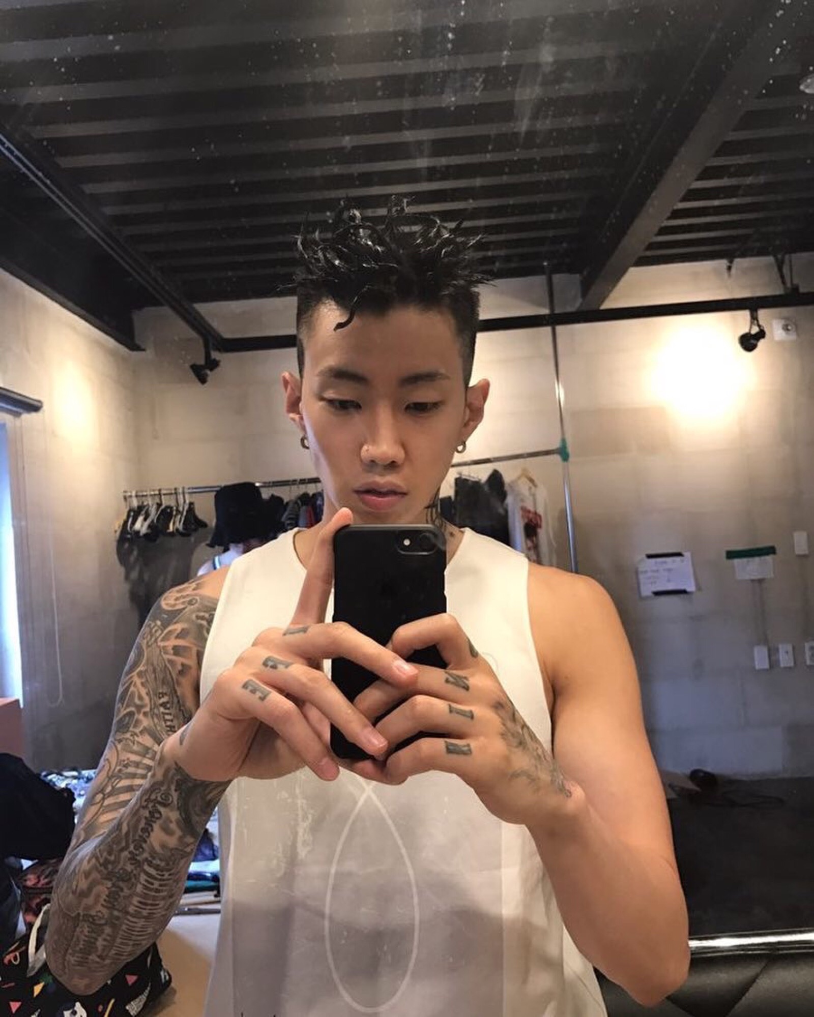 aomg 朴宰范jaypark 李星和gray 郑基石simon dominic 权爀禹loco