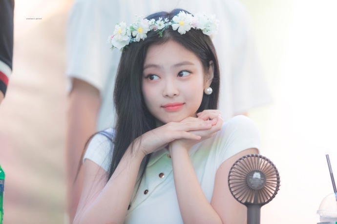 【图片】180708 汝矣岛签售会jennie相关饭拍高清6p | 恕我直言,妮是