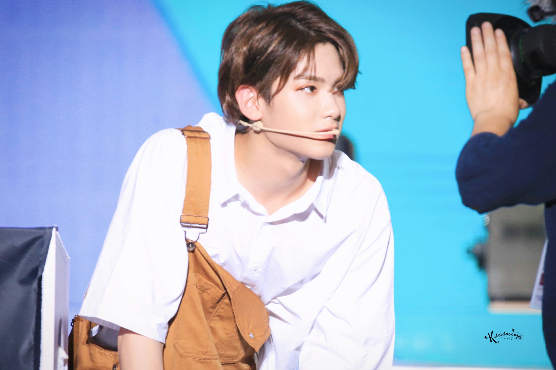 justin 黄明昊 背带裤