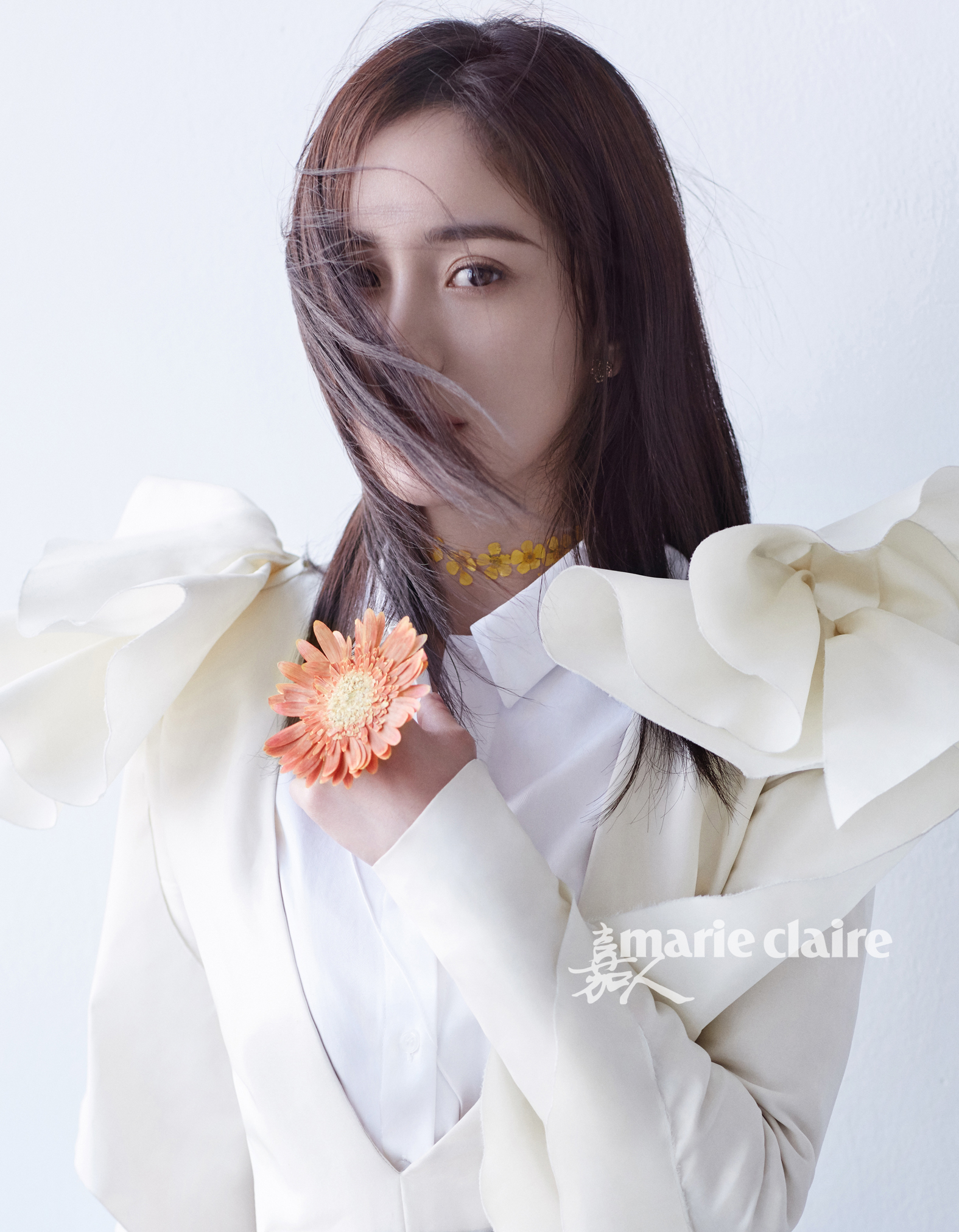 杨幂美图写真高清无水印壁纸 杂志封面 时尚穿搭摄影 嘉人