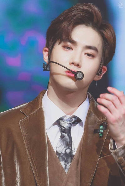 exo金俊勉suho