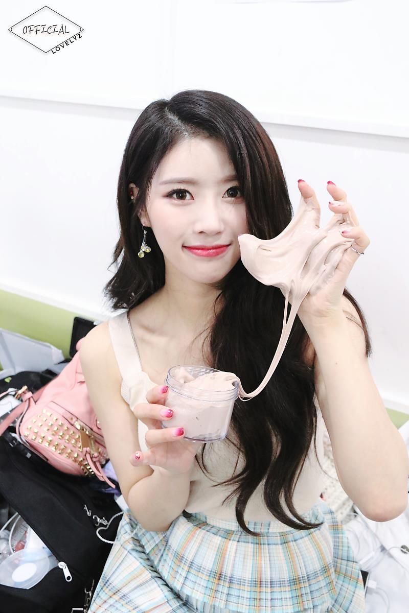 lovelyz 李美珠