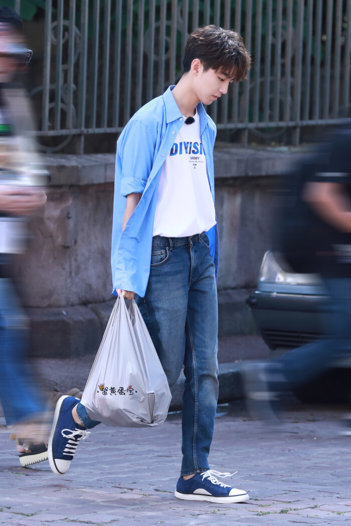王俊凯中餐厅第二季# cr.logo
