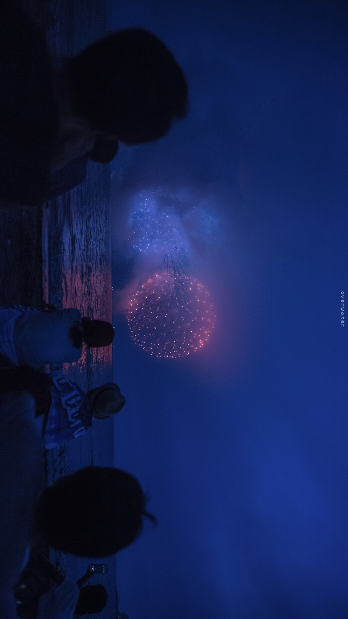 云中的花火摄影师:@overwater