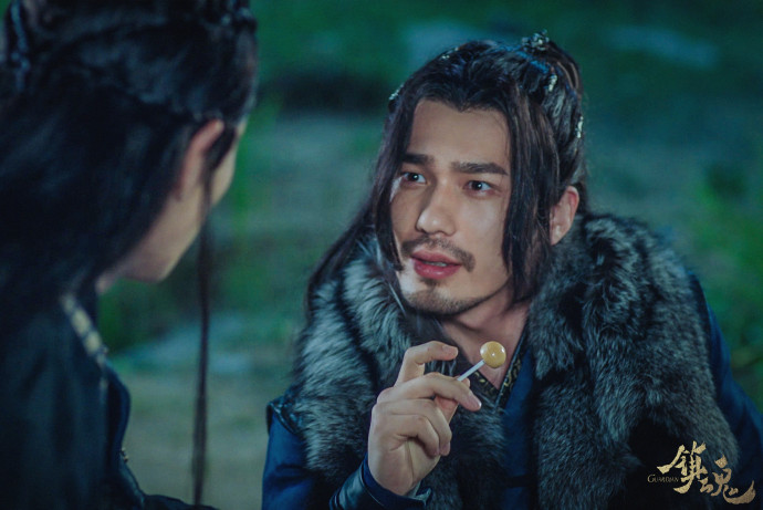 《镇魂》是由时悦影视出品,周远舟执导,白宇,朱一龙领衔主演,辛鹏