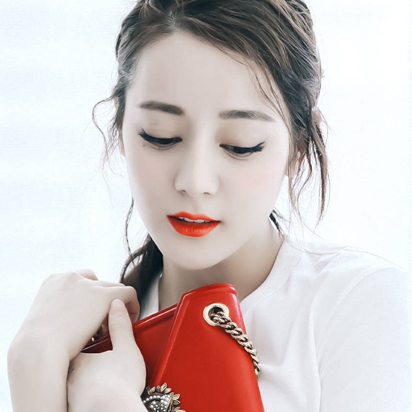  迪丽热巴>.头像.自截