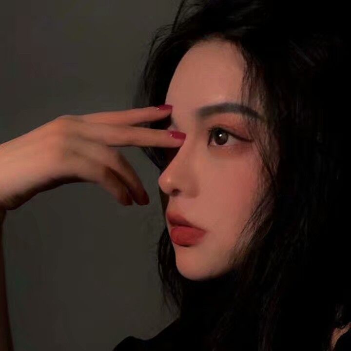 女头真人 唯美 侧影 吸睛 ins风