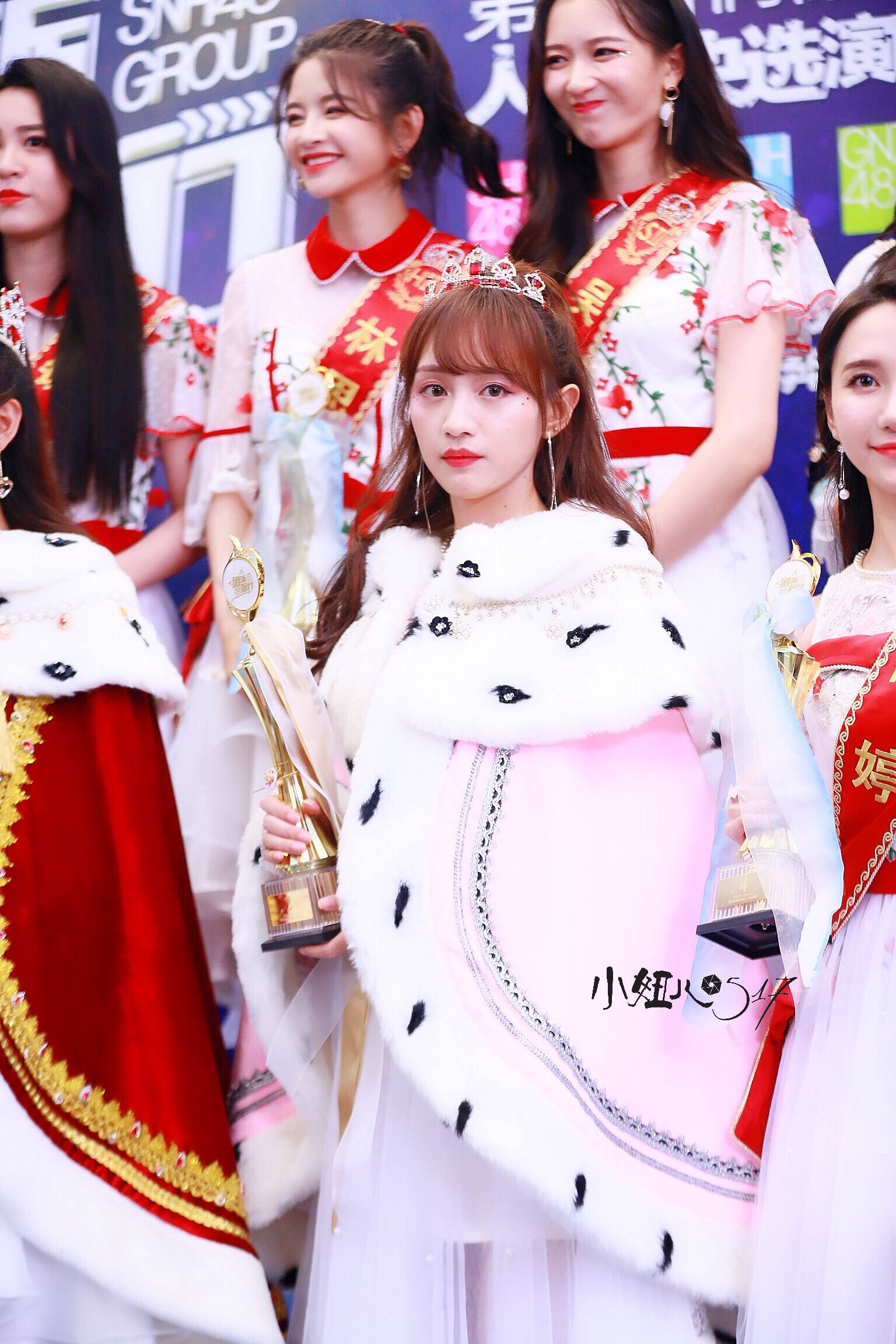 黄婷婷 snh48五选