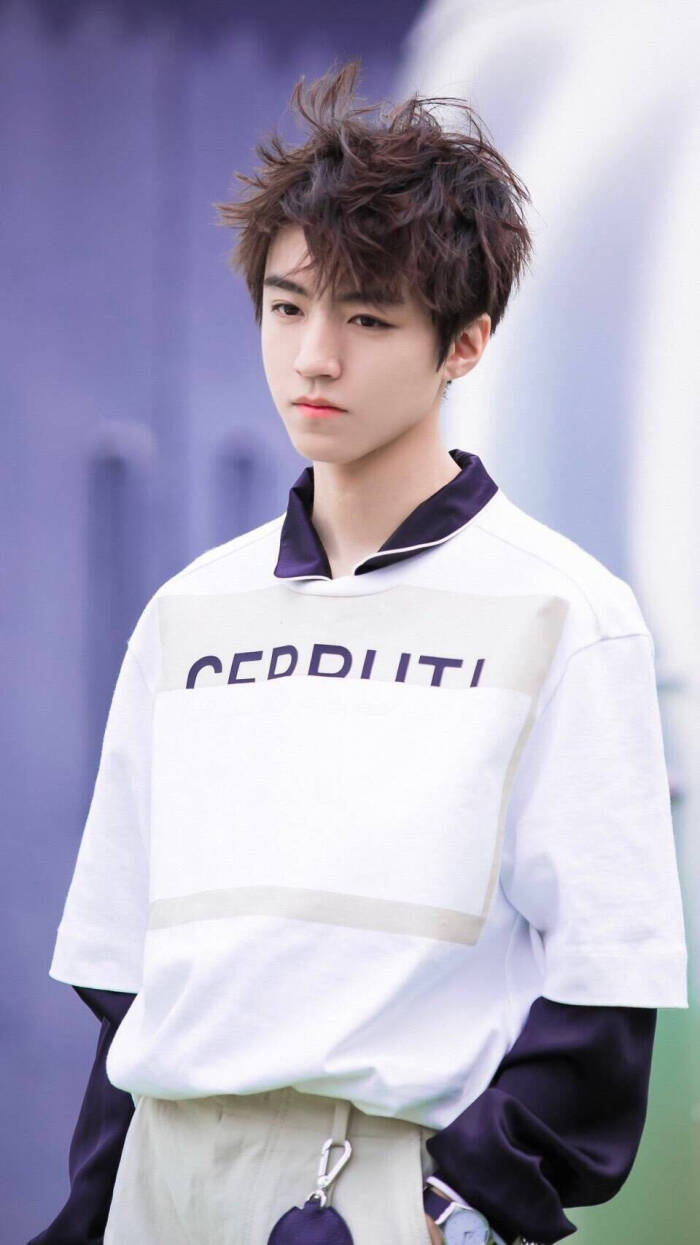 王俊凯清爽的男孩儿啊