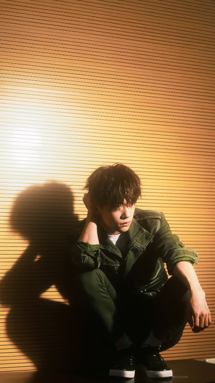 万千宠爱只为你                      易烊千玺