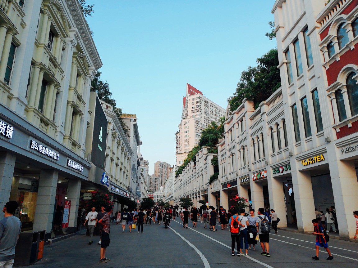 厦门——中山路,面向大海的步行街,一如既往的人山人海