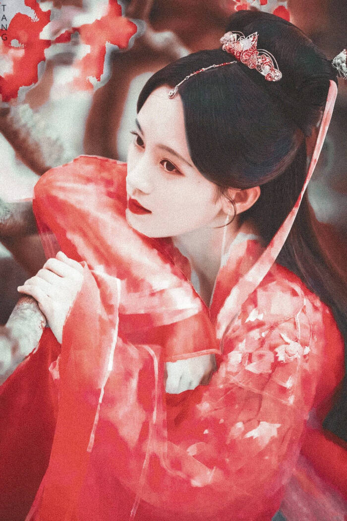 鞠婧祎韩芸汐 cr微博