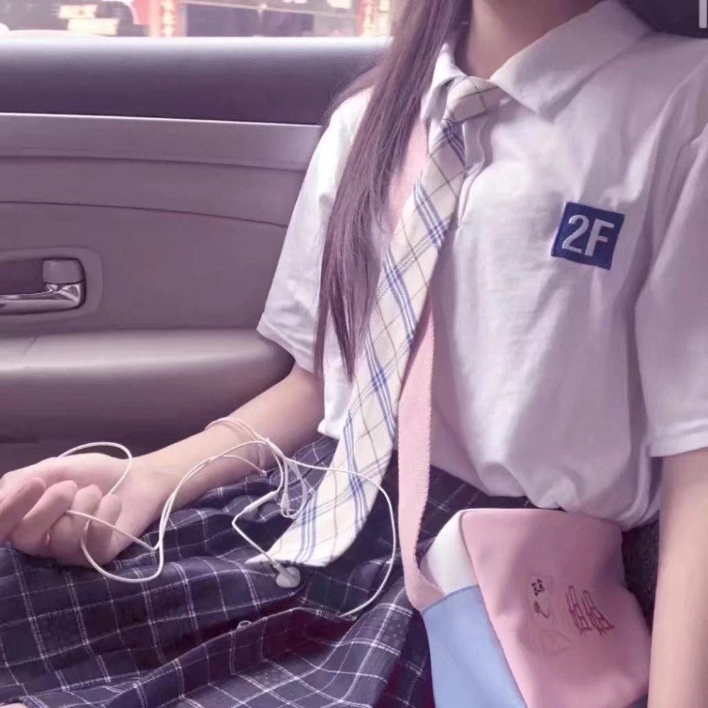 女生头像#格子控#半身#制服控#风情万种#粉色系