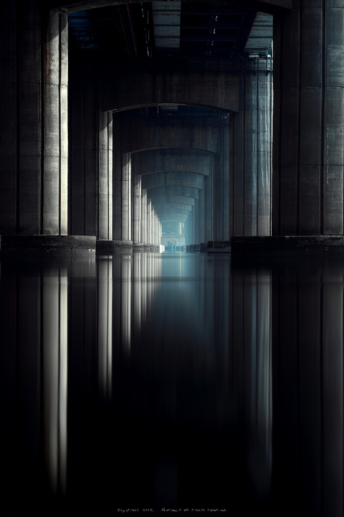 模库 黑色透明通道_背景图片_商务/科技_模库(51mockup)