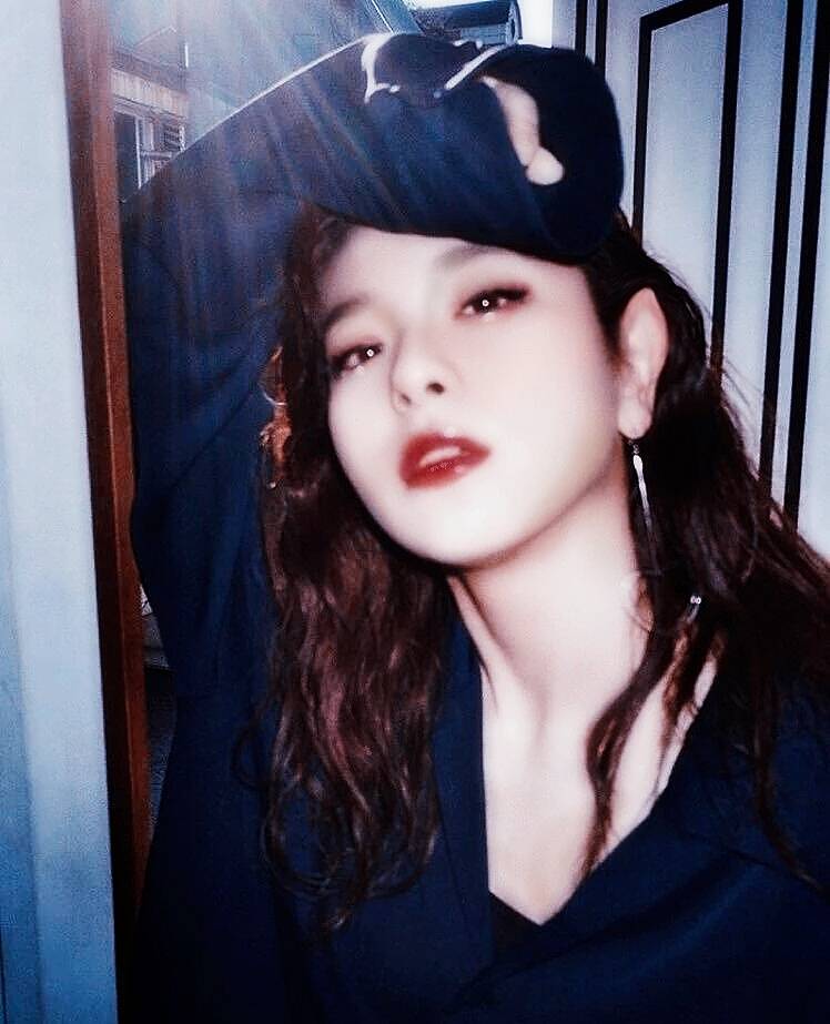 redvelvet seulqi 姜涩琪 吸血鬼 壁纸