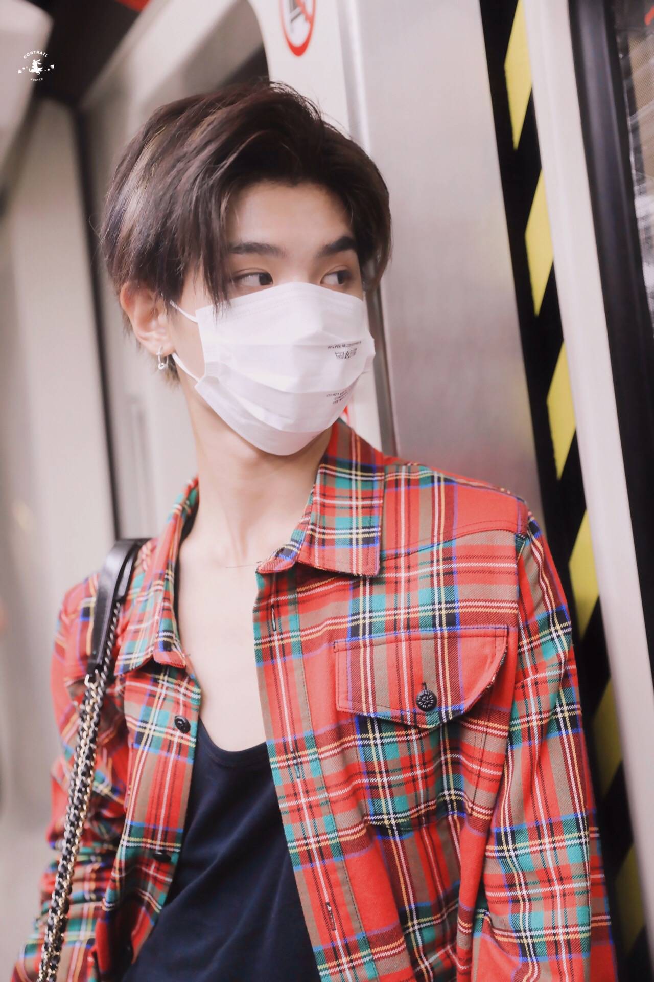 justin 黄明昊