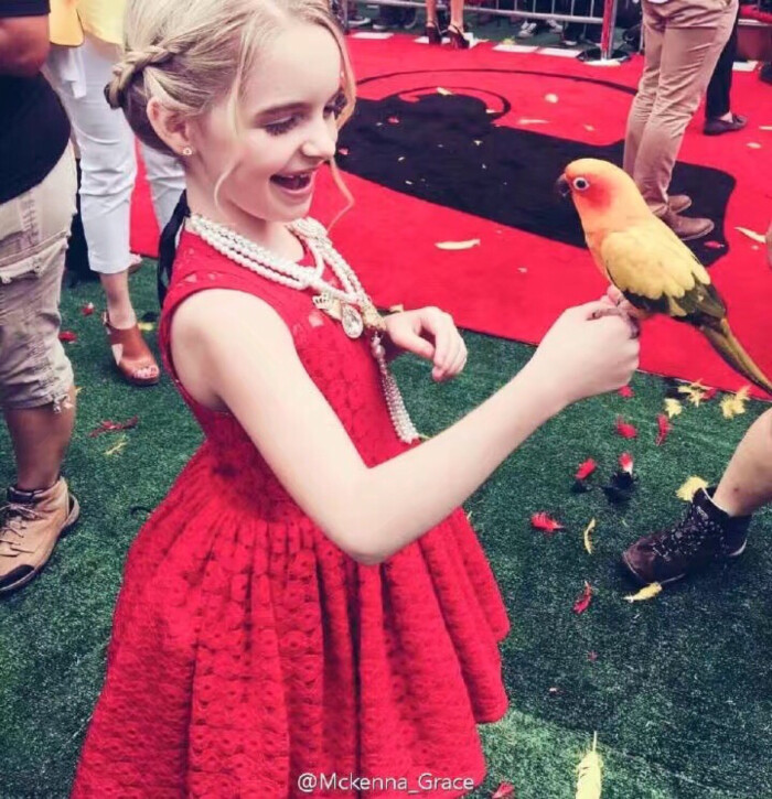 mckenna grace 麦麦和她的小伙伴