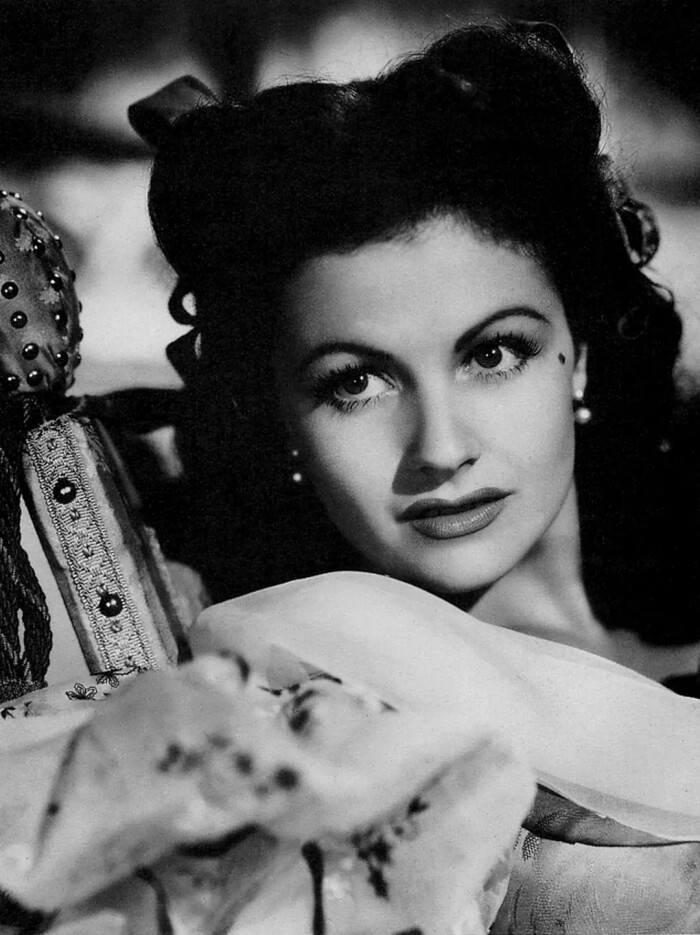 玛格丽特·洛克伍德 margaret lockwood