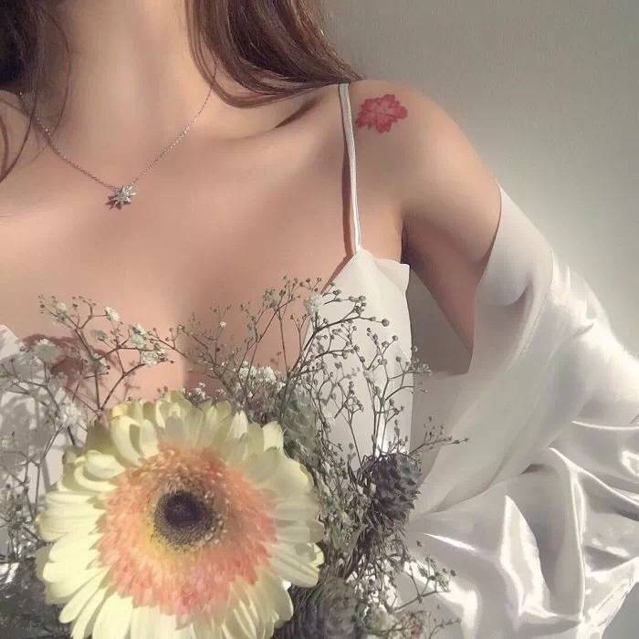 【女生头像】by 子莘分享头像/壁纸/背景图/明星ins/美图 以及其他