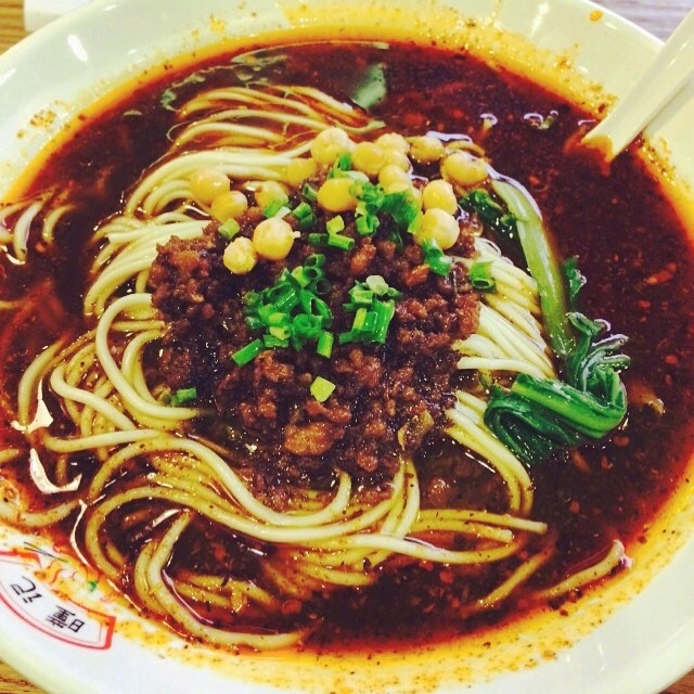 老板,来碗重庆小面 .