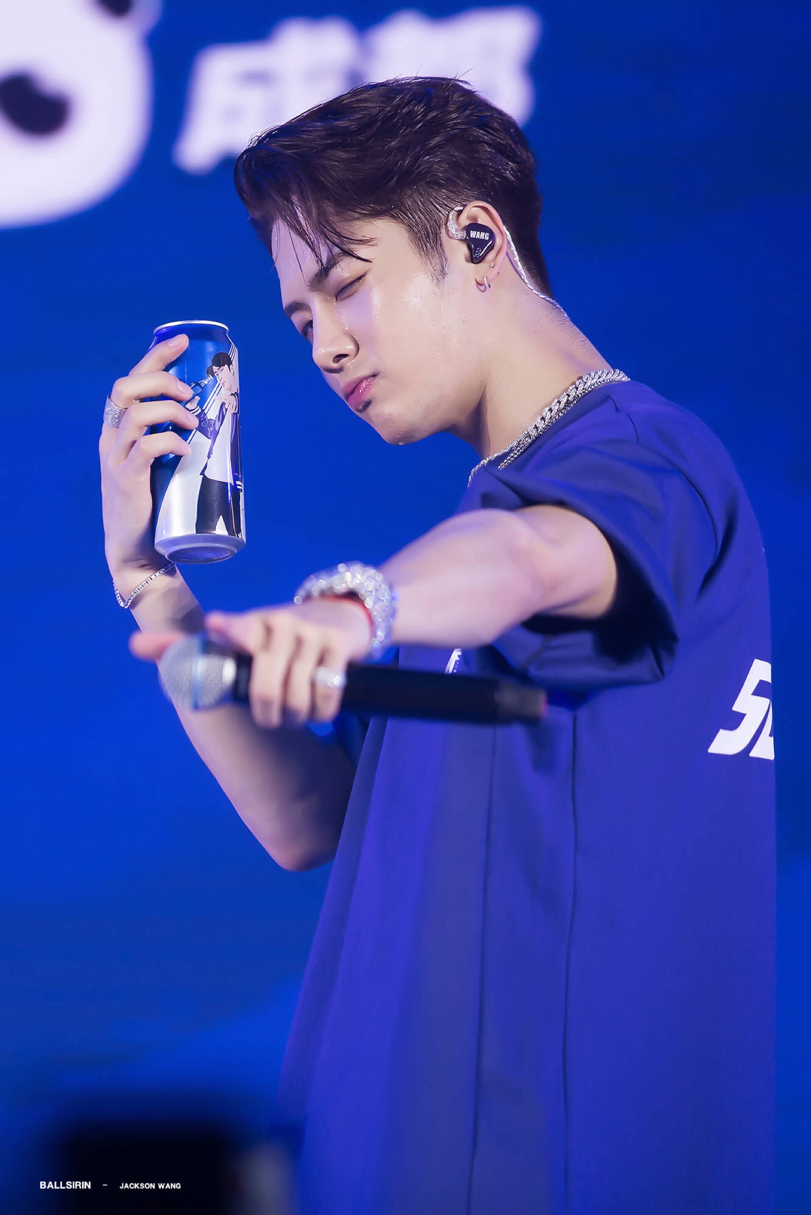 王嘉尔jackson