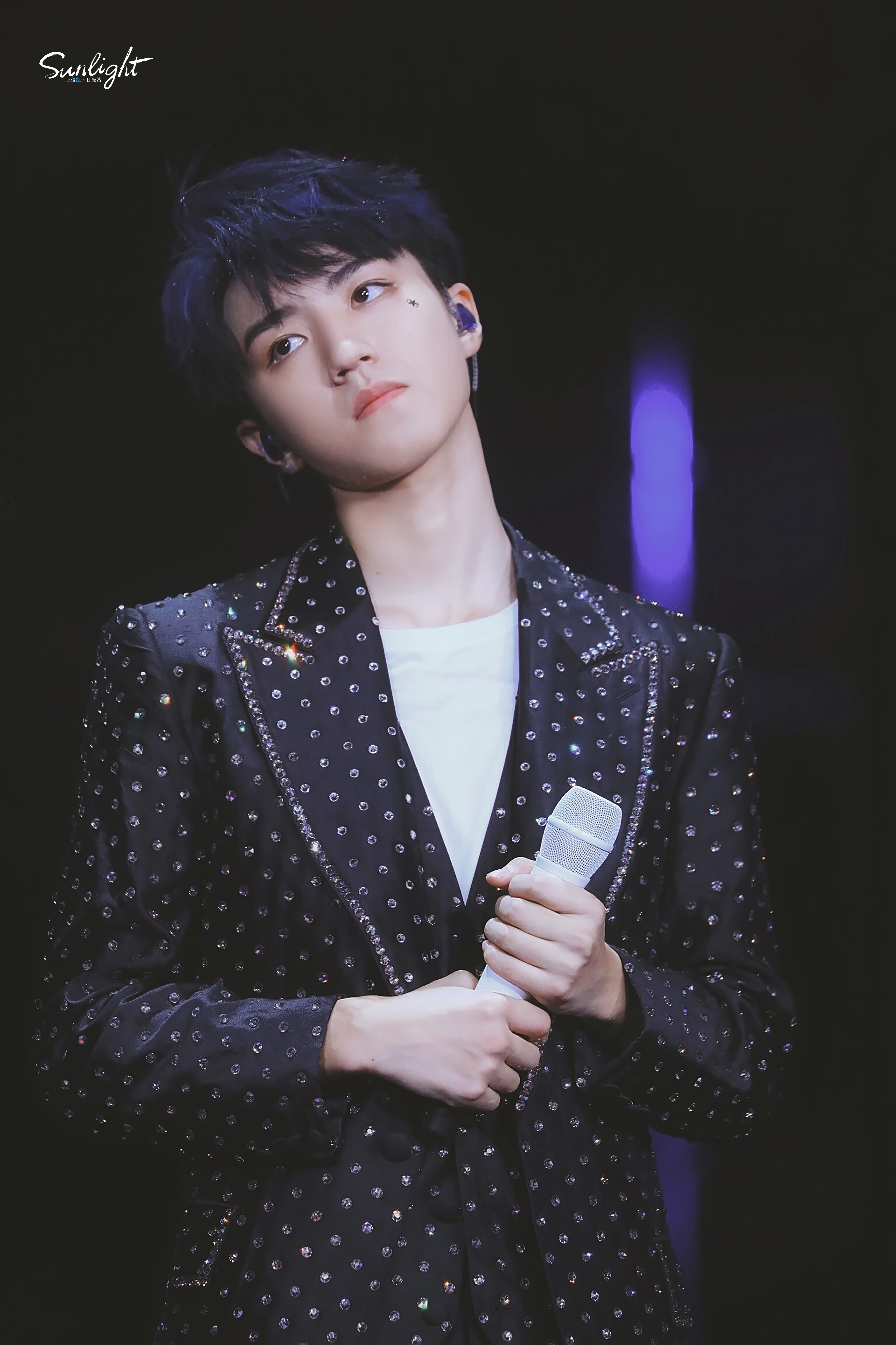 王俊凯此刻之外生日会 cr.sunlight王俊凯日光站