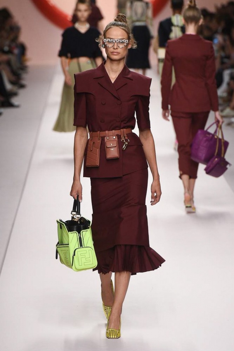fendi2019春夏高级成衣系列时装秀