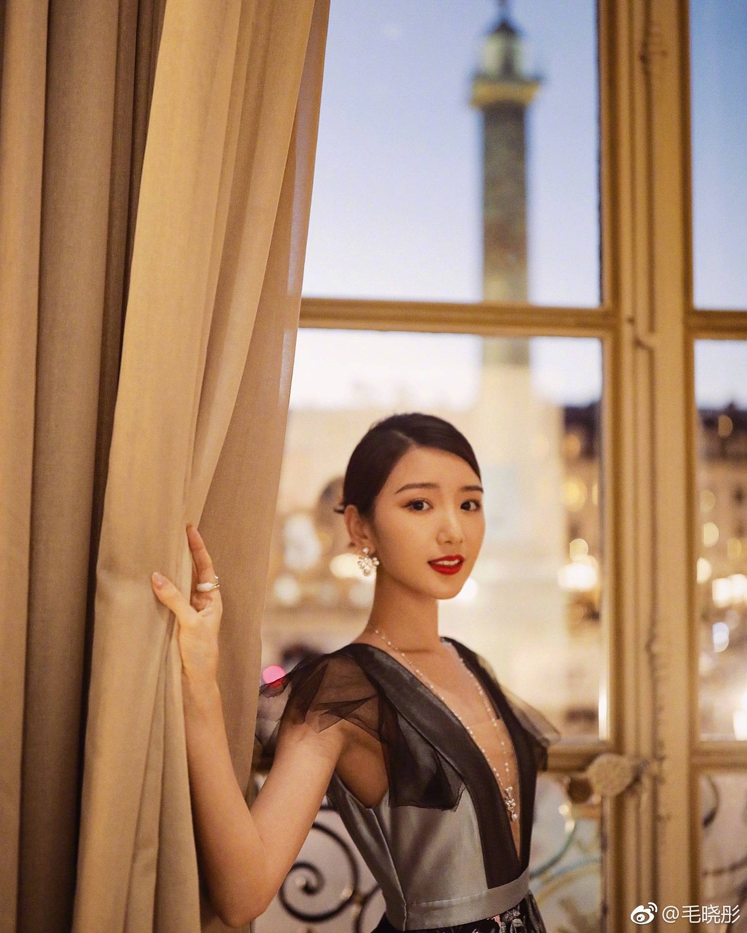 毛晓彤